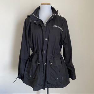 14W White Stag Windbreaker